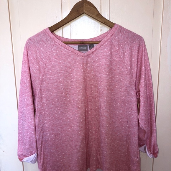 Chico’s Top - Picture 1 of 3